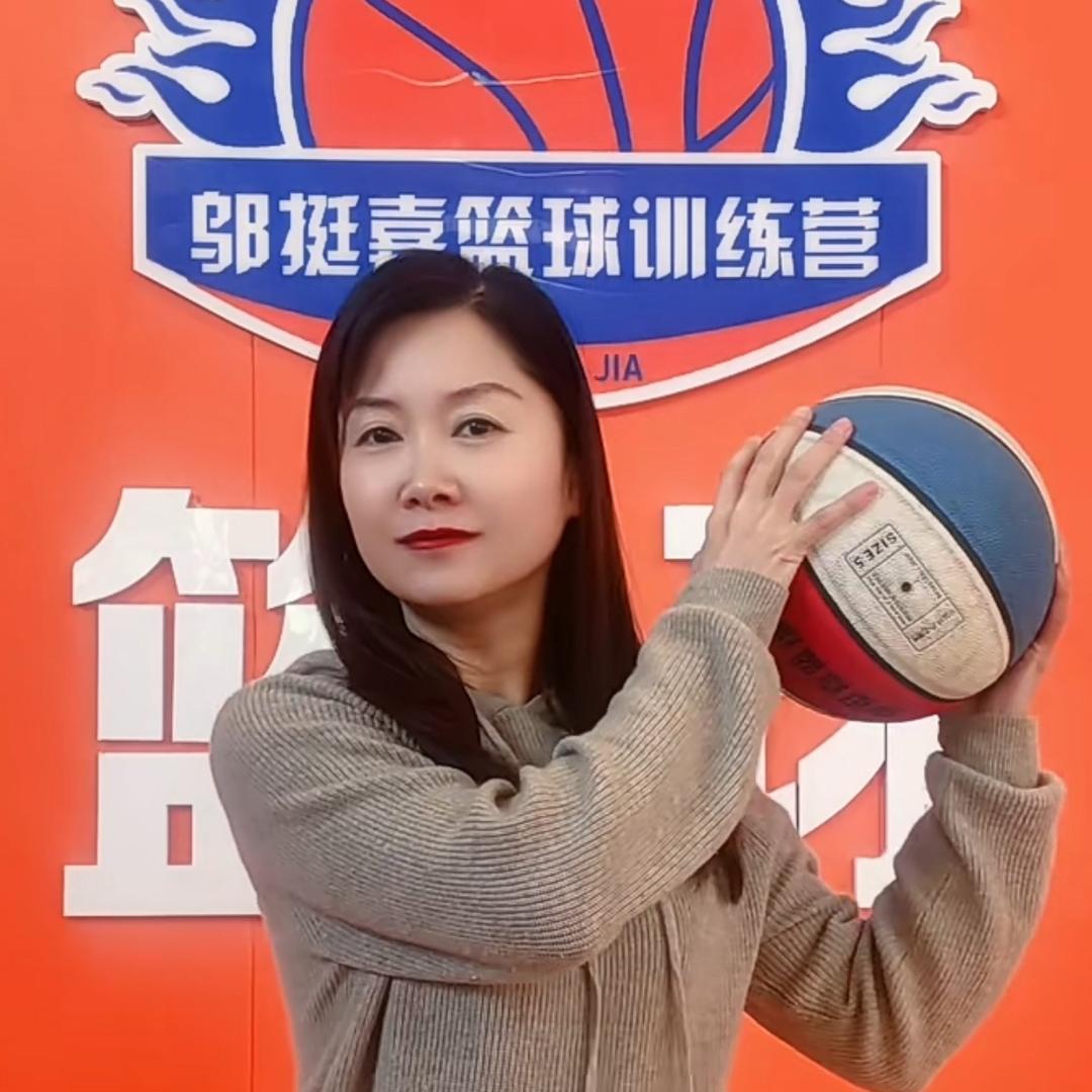 临河教体育的李老师