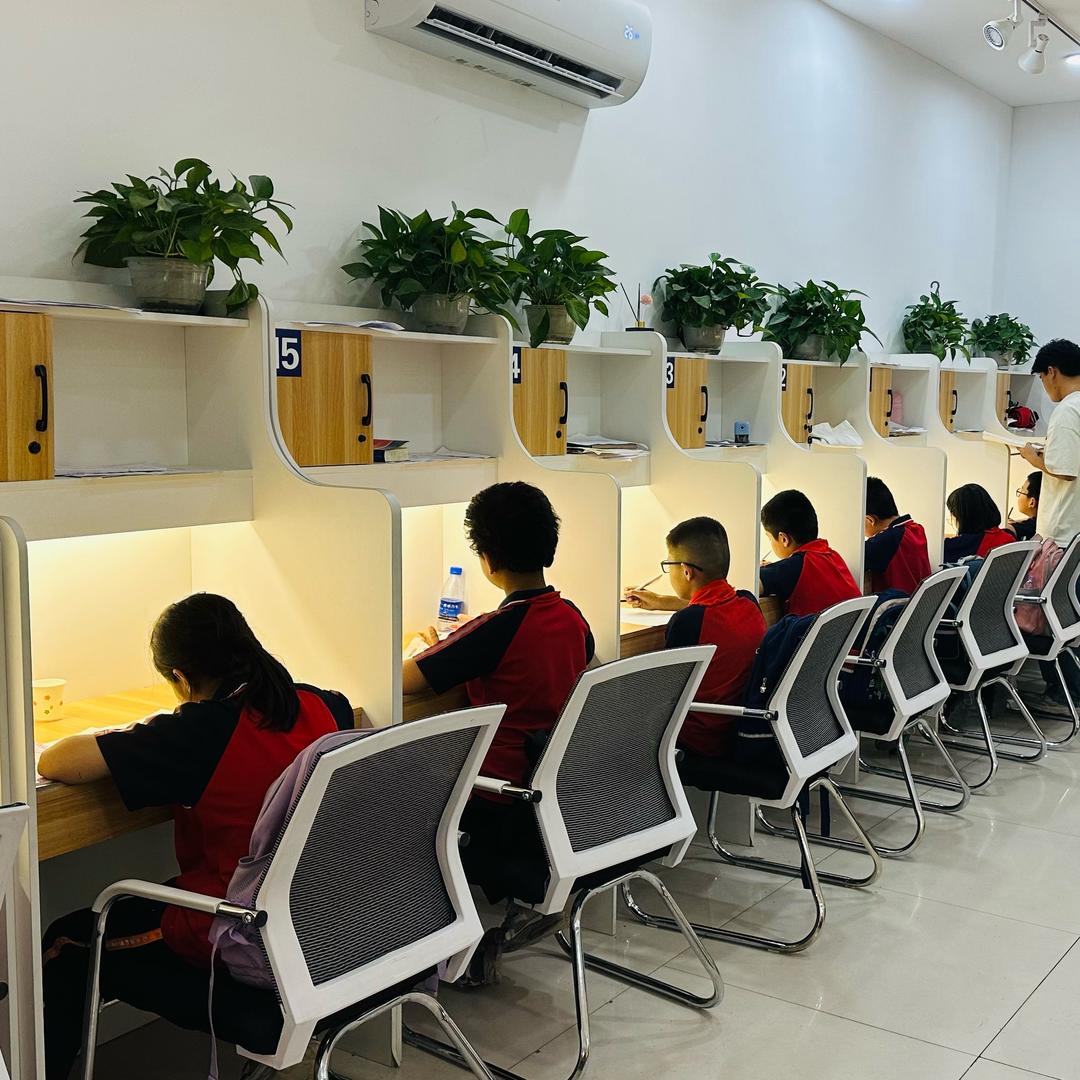 叶老师的托辅中心