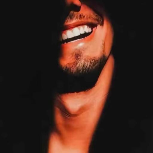 曲曲(点单找我的都发财）