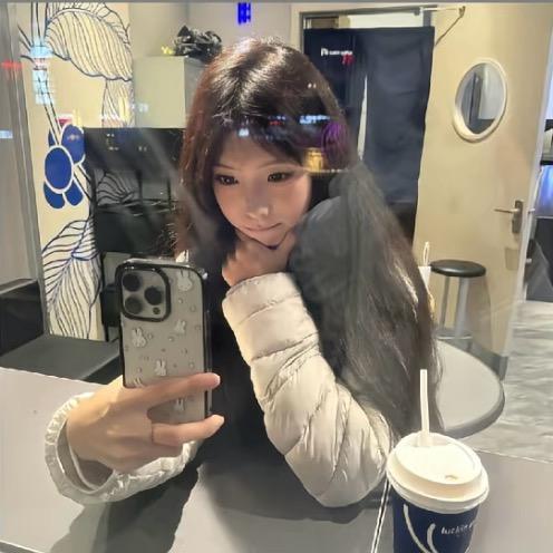 གཡང་ལགས་🫐