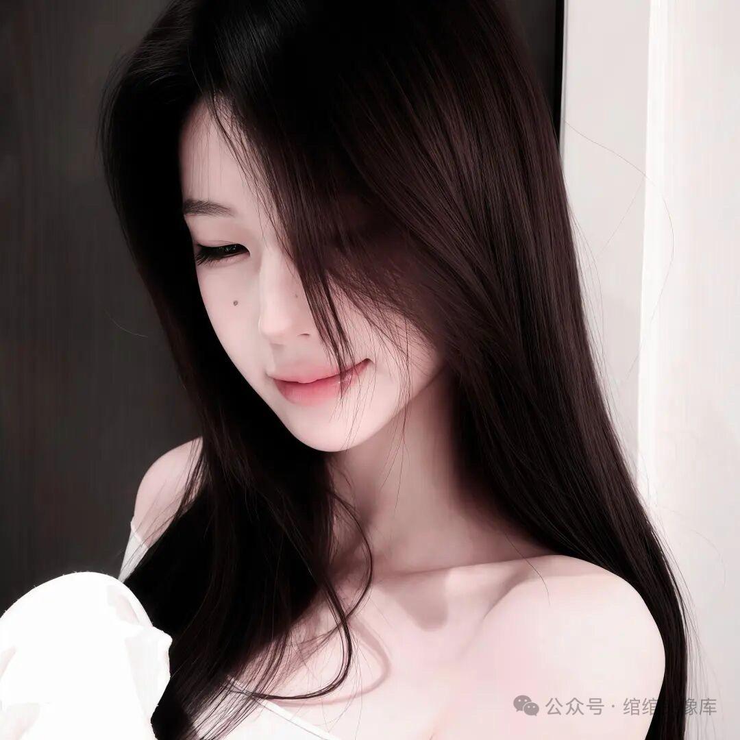 一口一个小猫咪