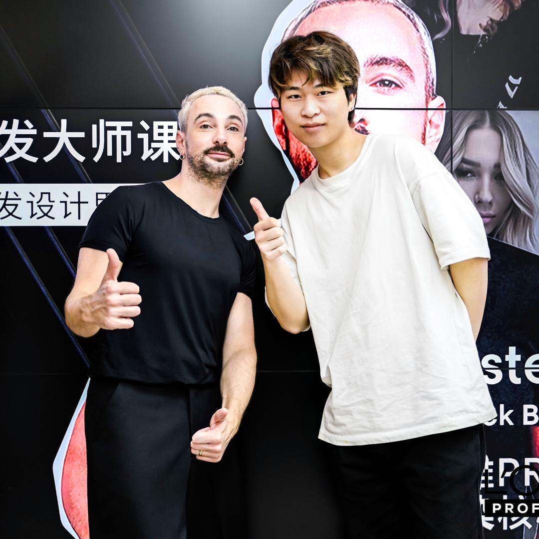 深圳时尚设计师Wayne