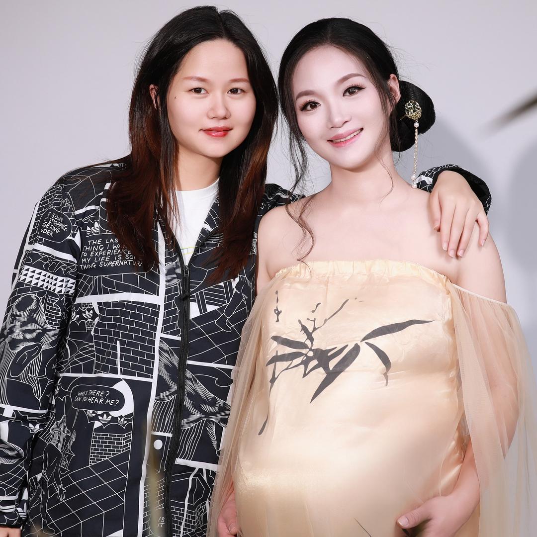 香姐(两女一儿+三胞胎)