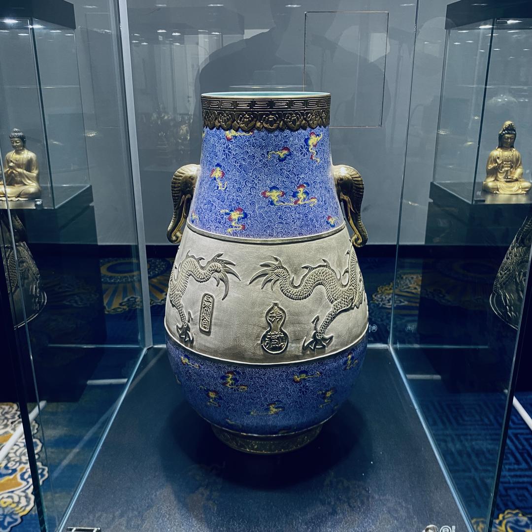 博物馆甄选蓝V（已认证）