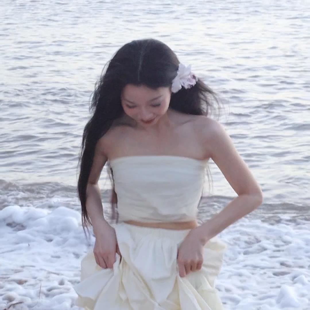 抱抱小七