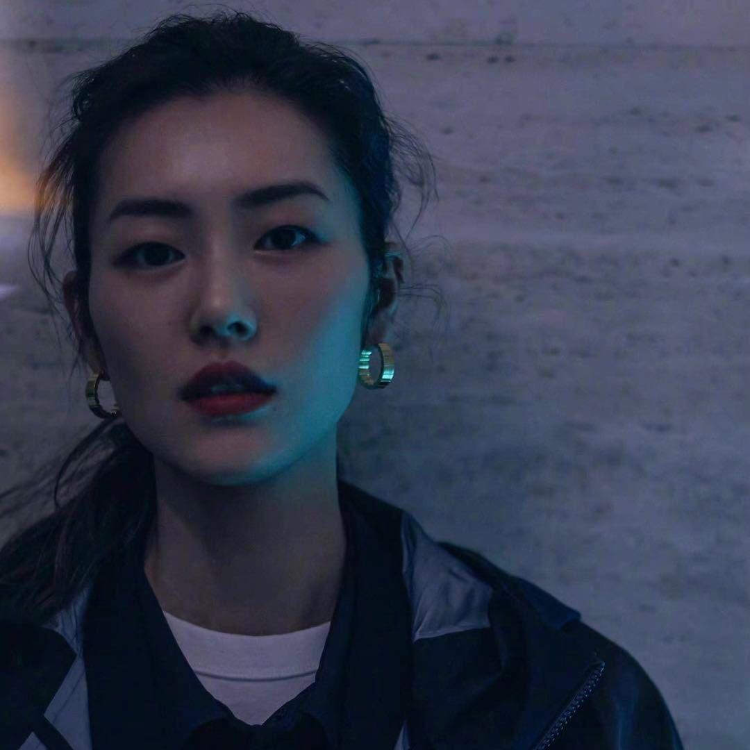 玻璃晴朗.