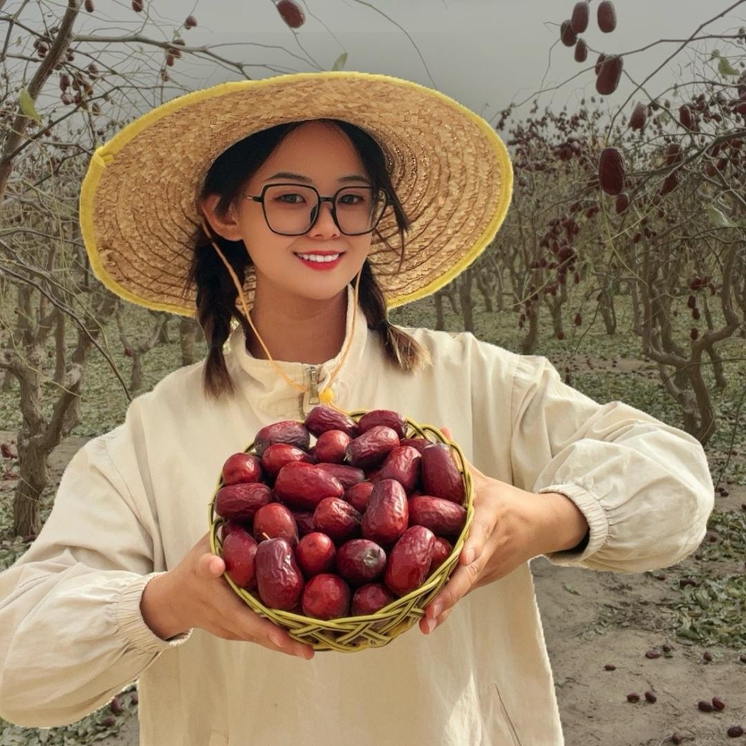 卖大枣的女孩