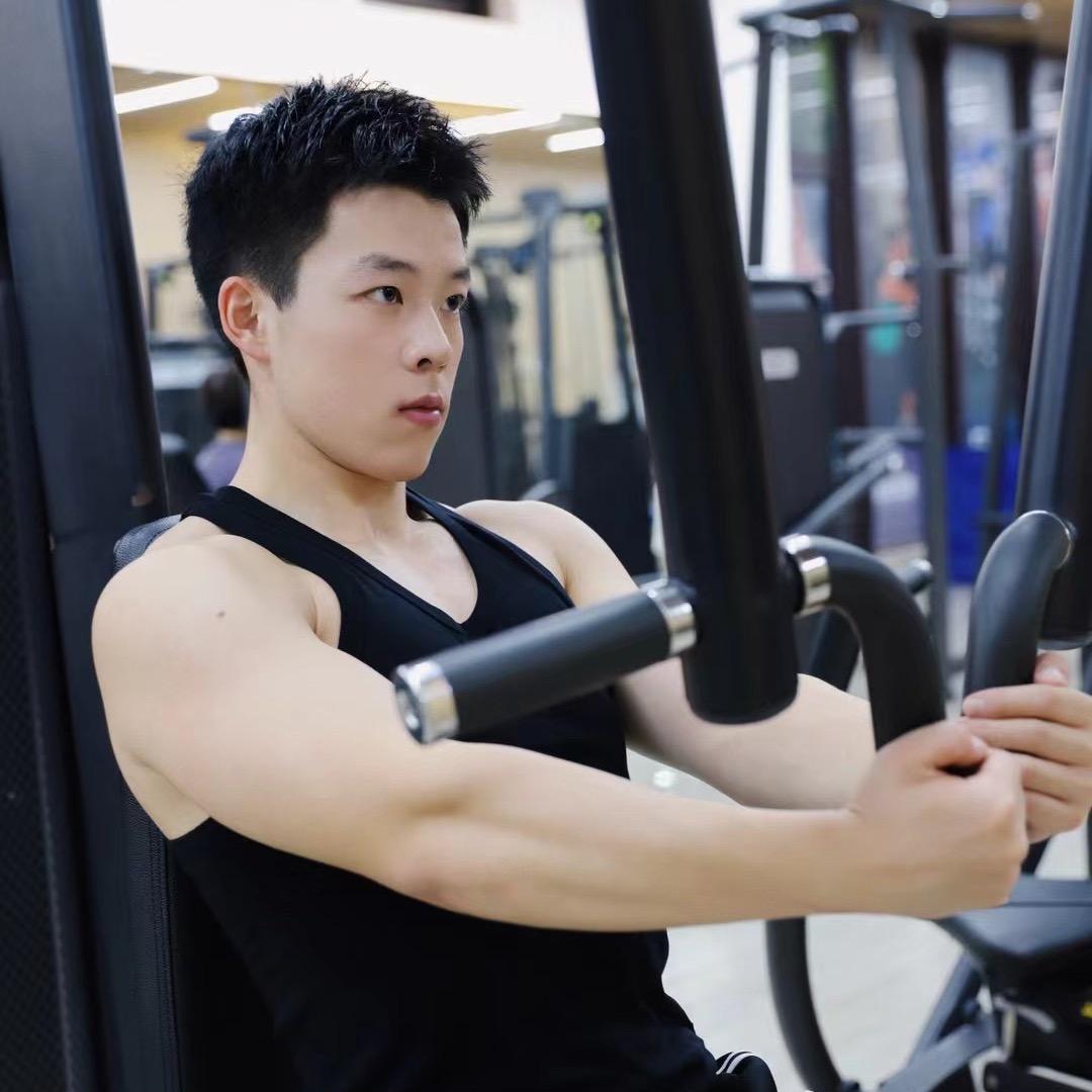 小袁爱健身（减脂中）