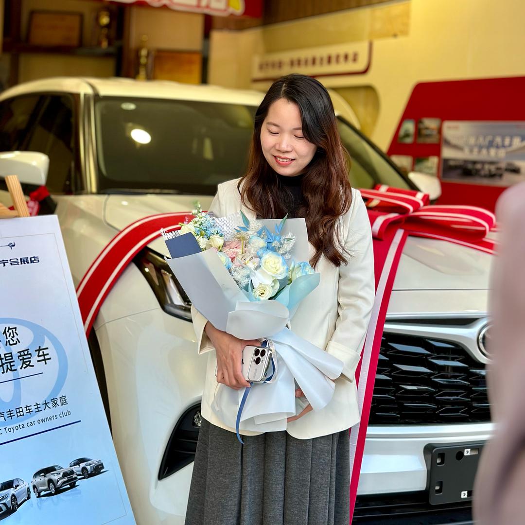 达升改汉兰达跟皇冠陆放