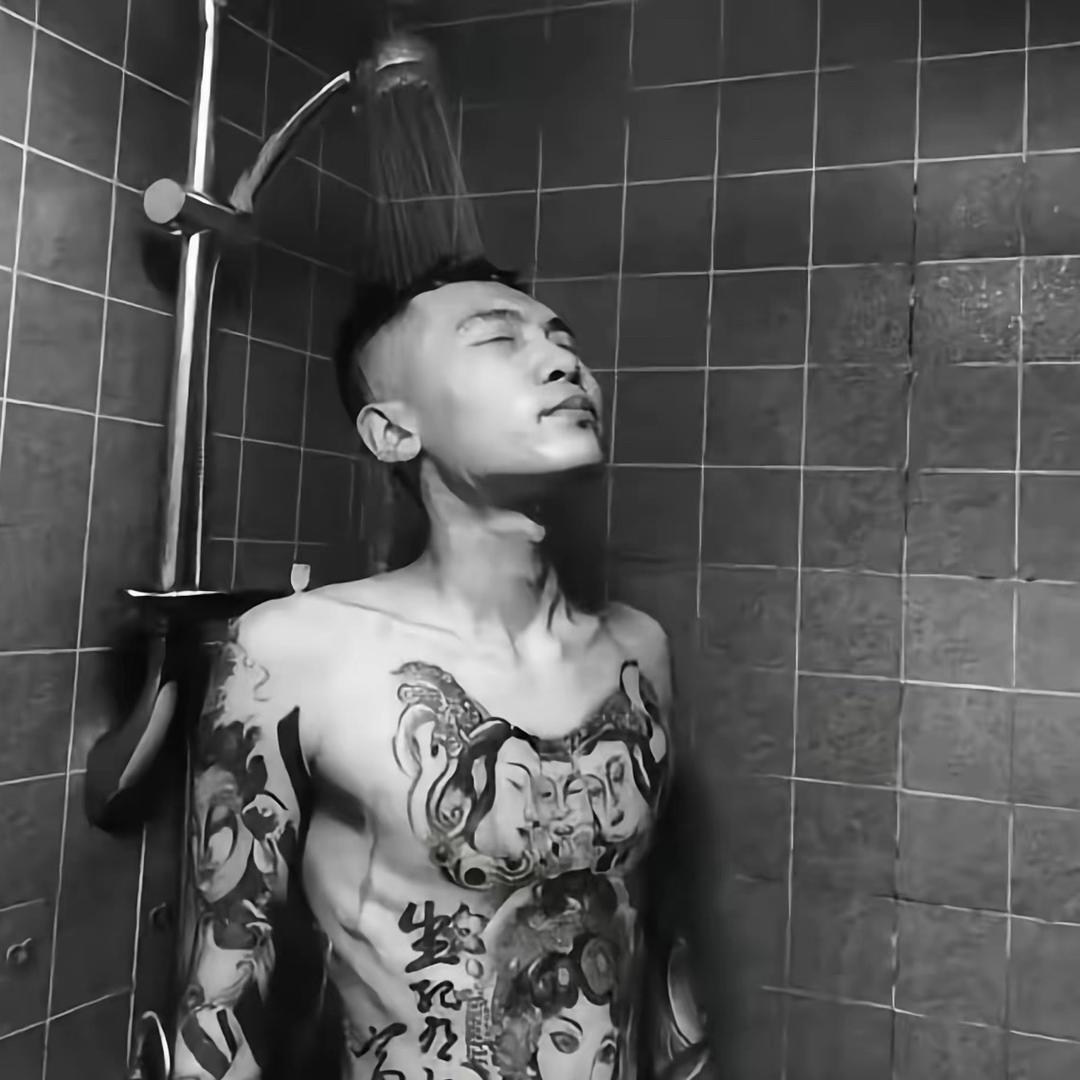 瘦死的駱驼