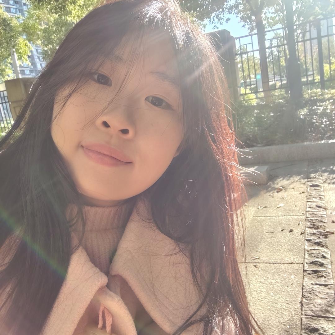 小妍饿晕