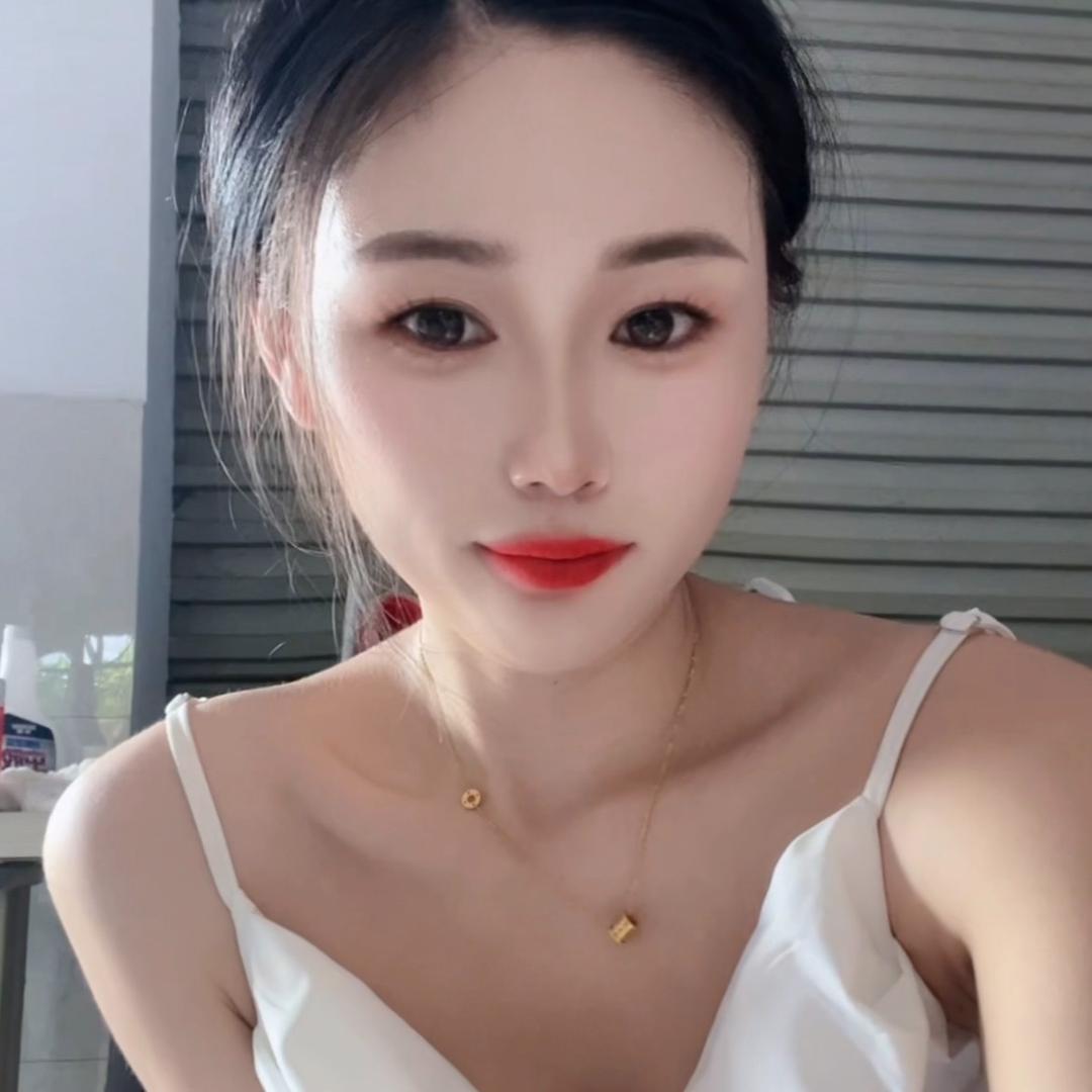 曼逗吖👗