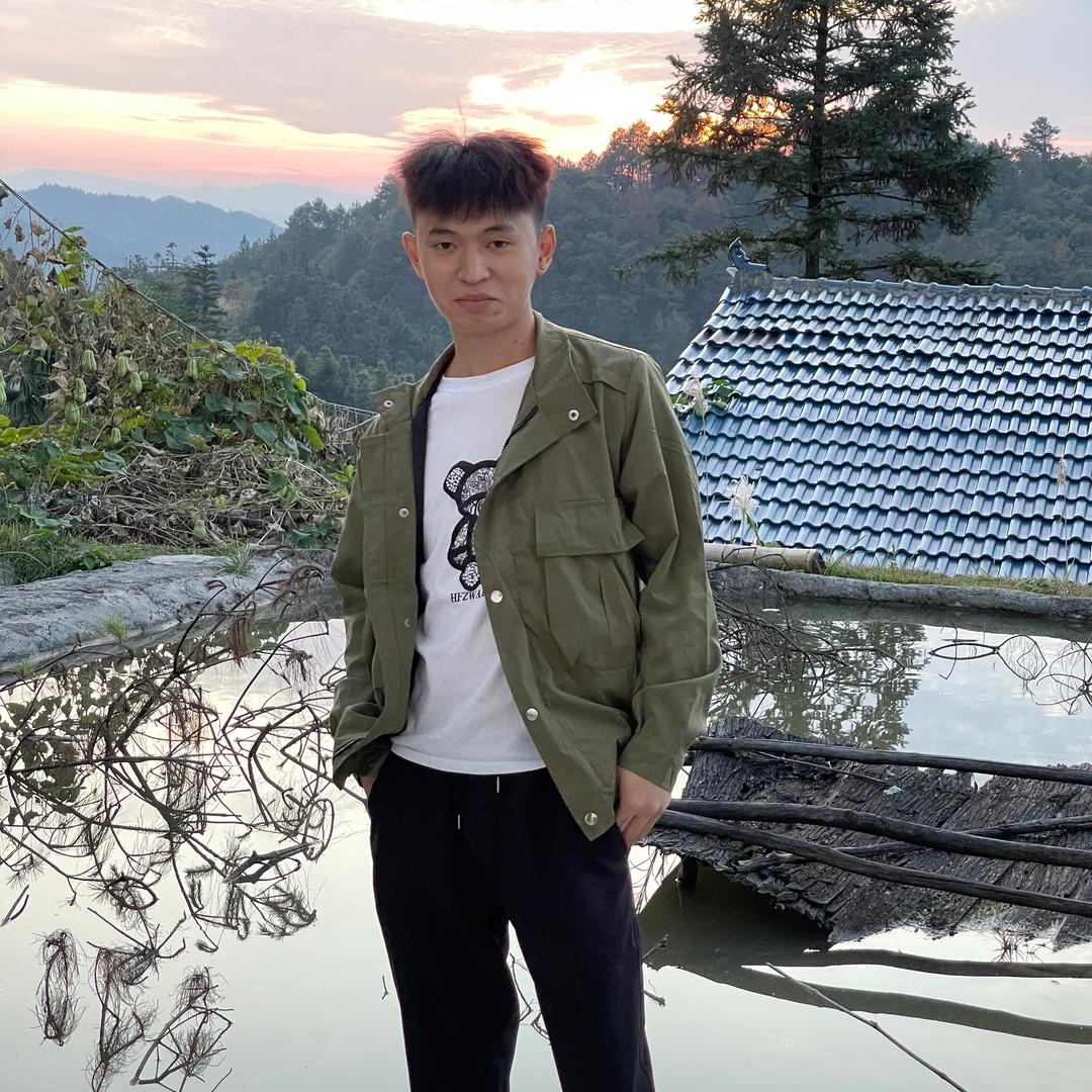 阿成的朋友圈🏅