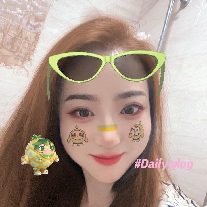 (￣y▽￣)~*捂嘴偷笑