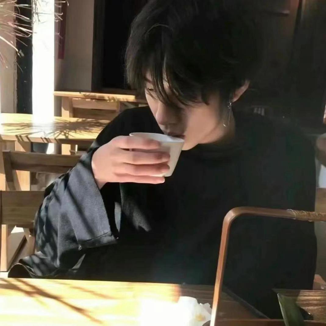 不吃土豆🦈