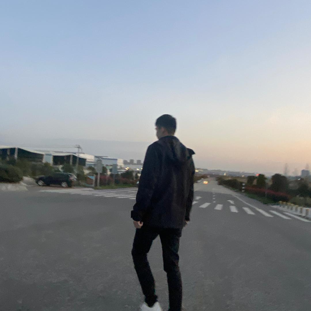 八月🍃