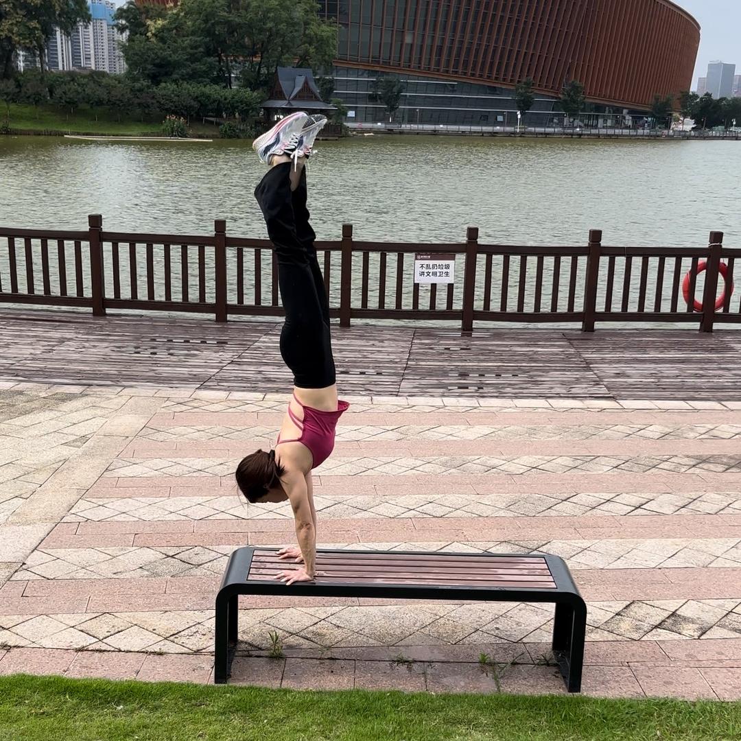 梦之兰家具瑜伽爱好者