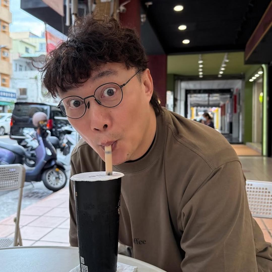 陈奕迅