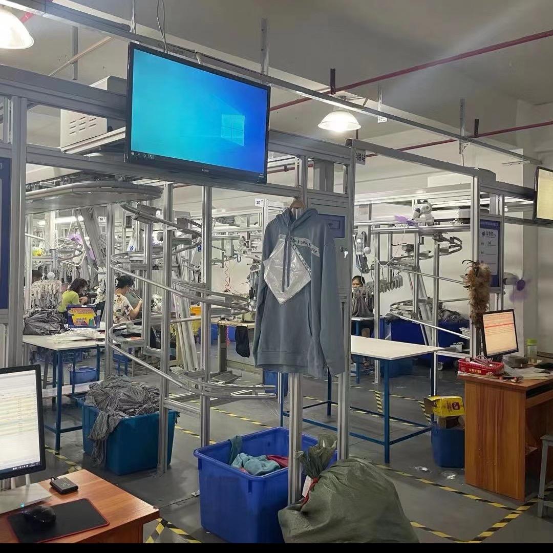 广州UUS.JW俊伍道原创服饰