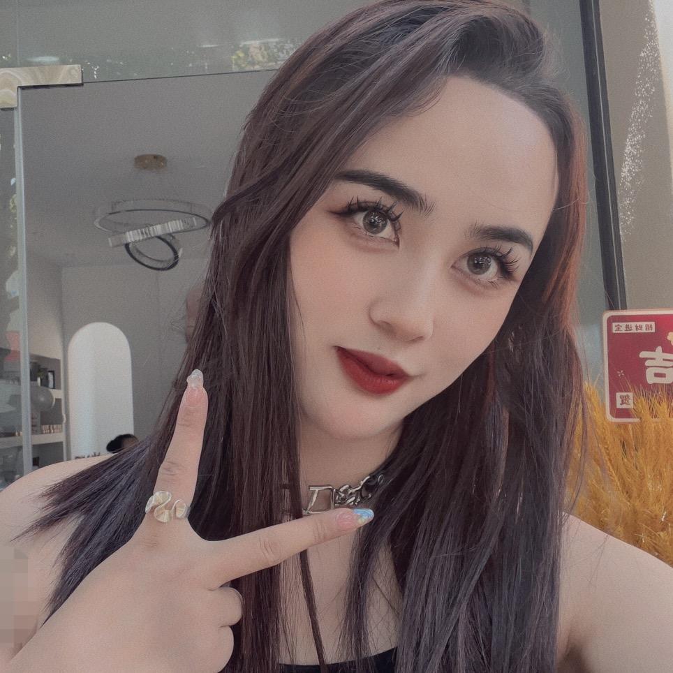 东川区美遇美容美甲铺