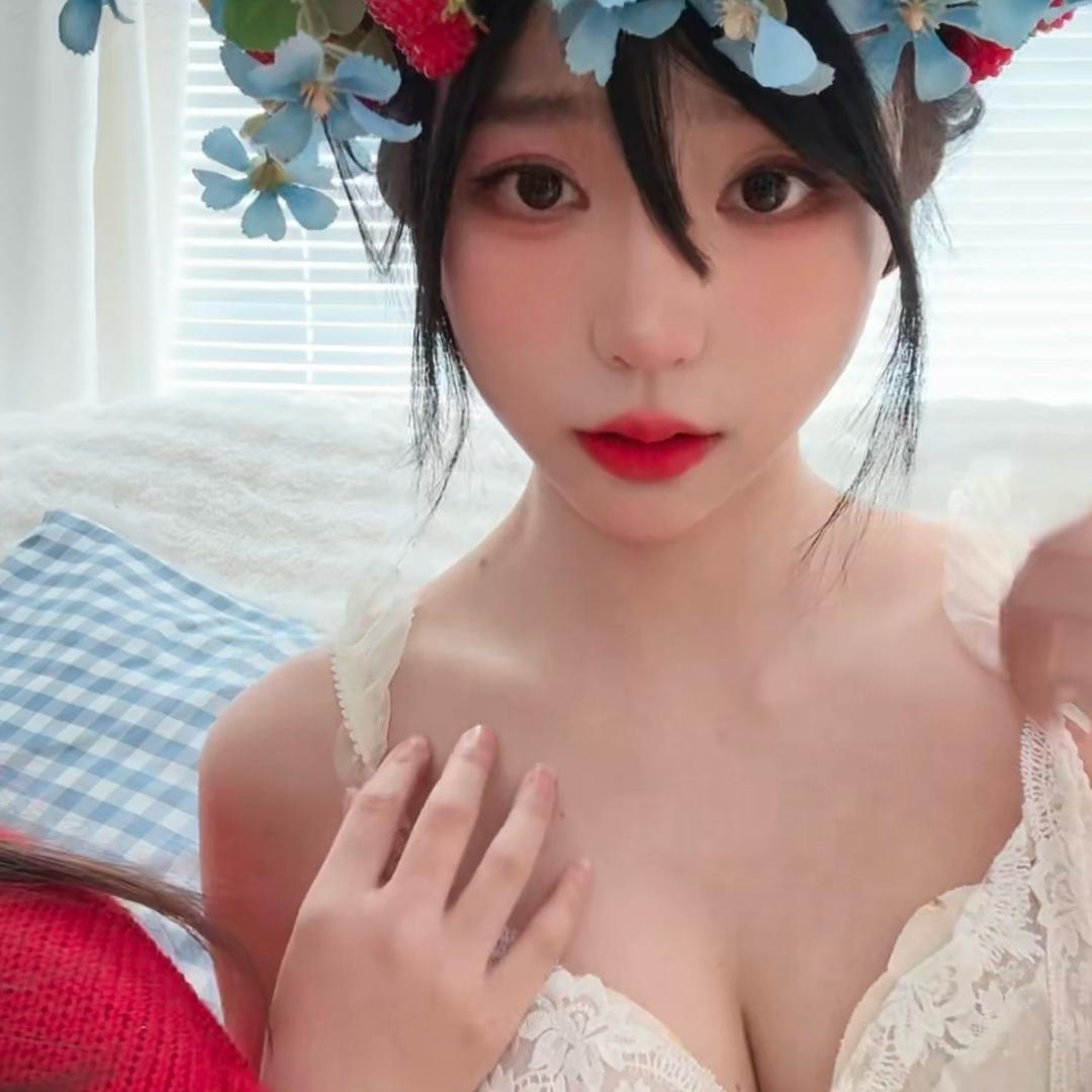 陈美汐（墨镜回刮嘛）
