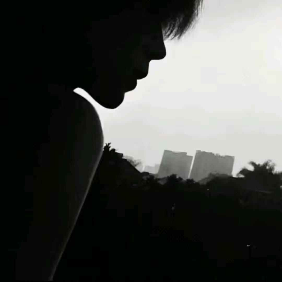 听海.