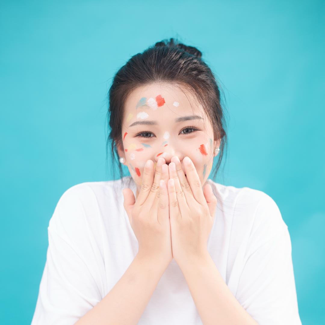 小董～
