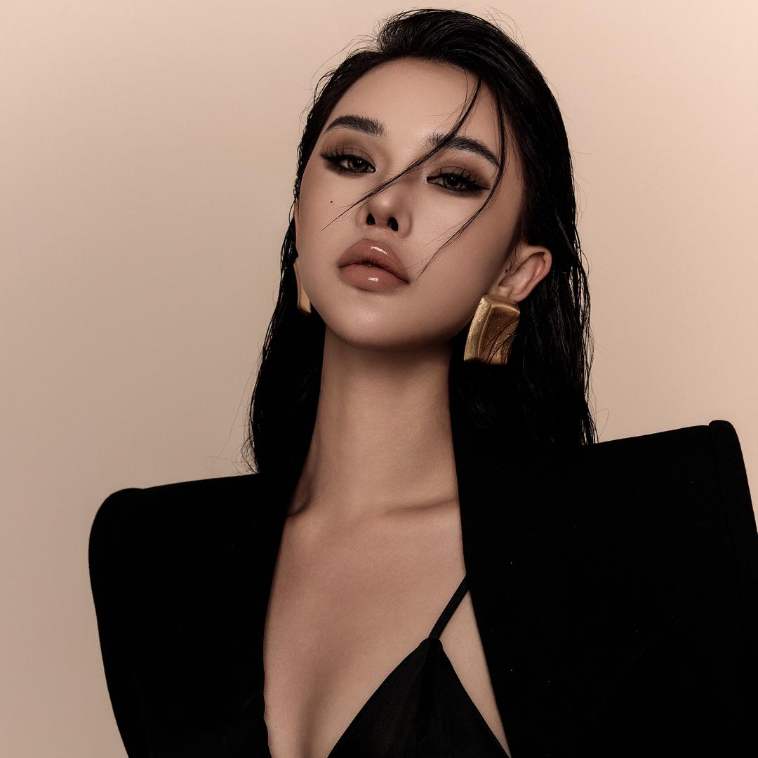媛老板服饰YUAN MODEL13号直播