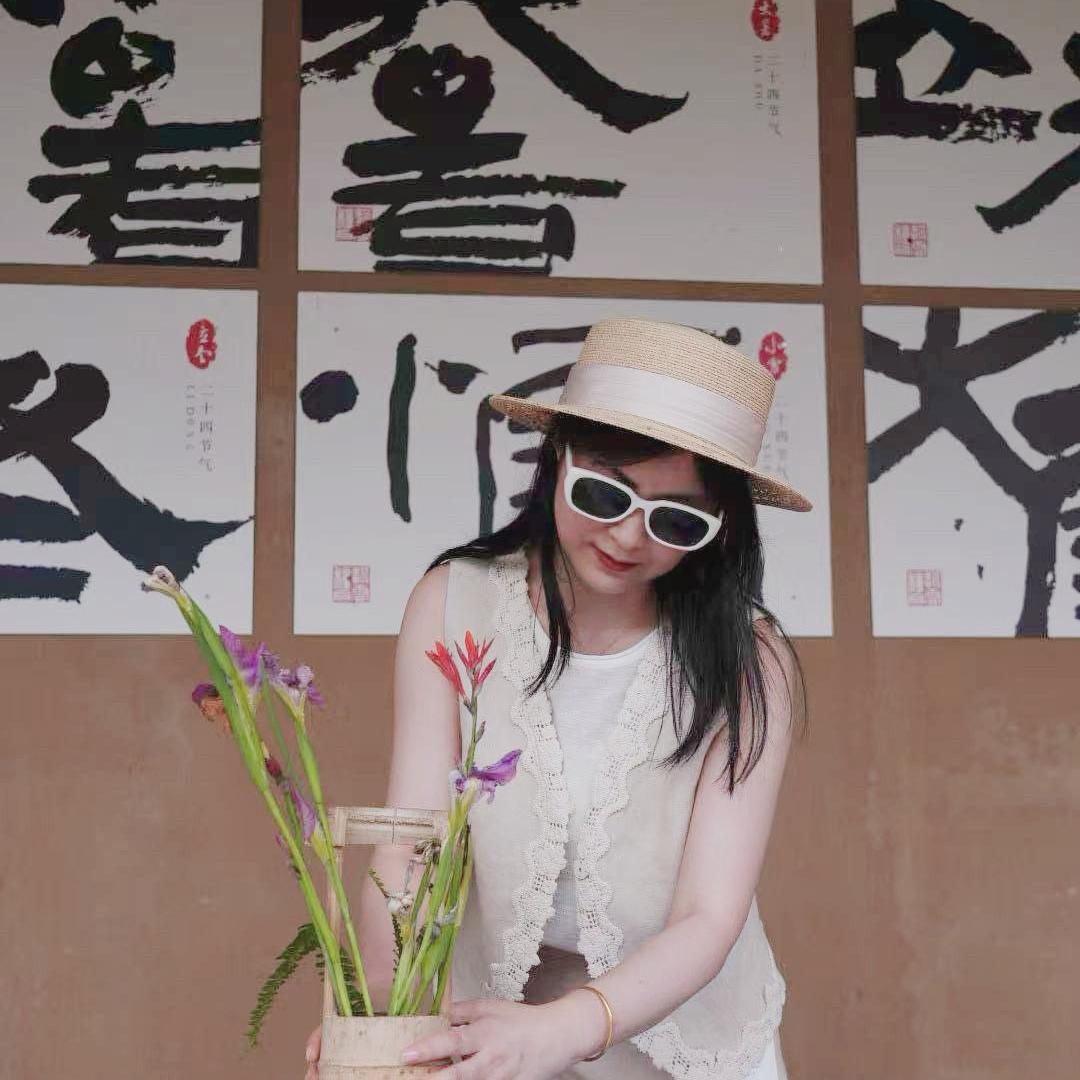 重庆名悦轻奢女装