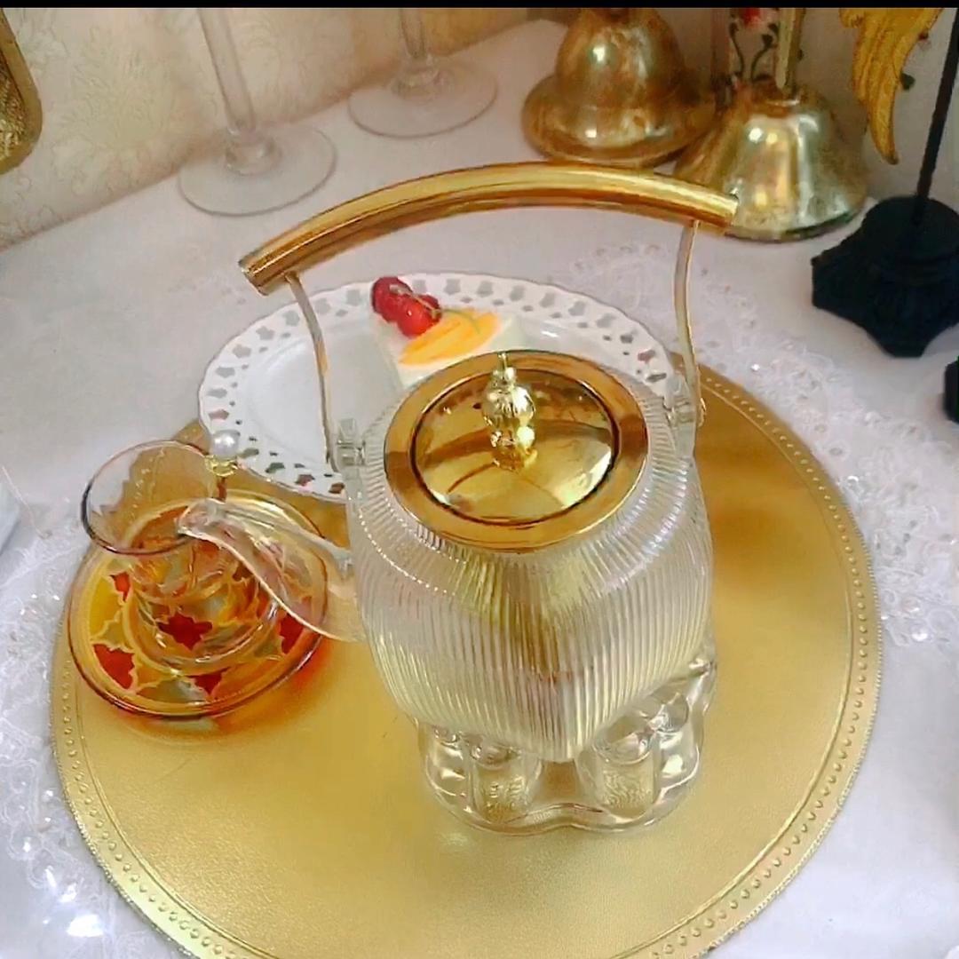 华凌贸易城A一楼F-48陶瓷餐具桌布店