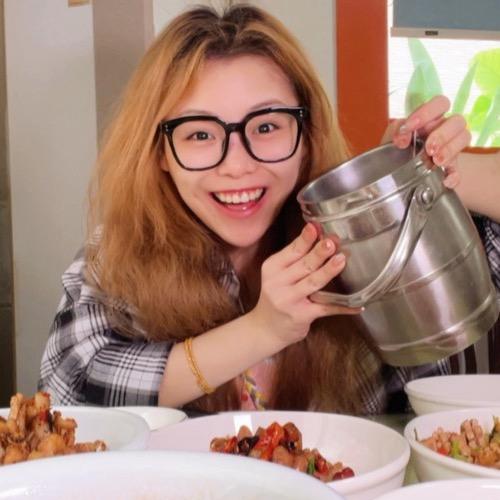 干饭吧啊鱼（鱼子酱）