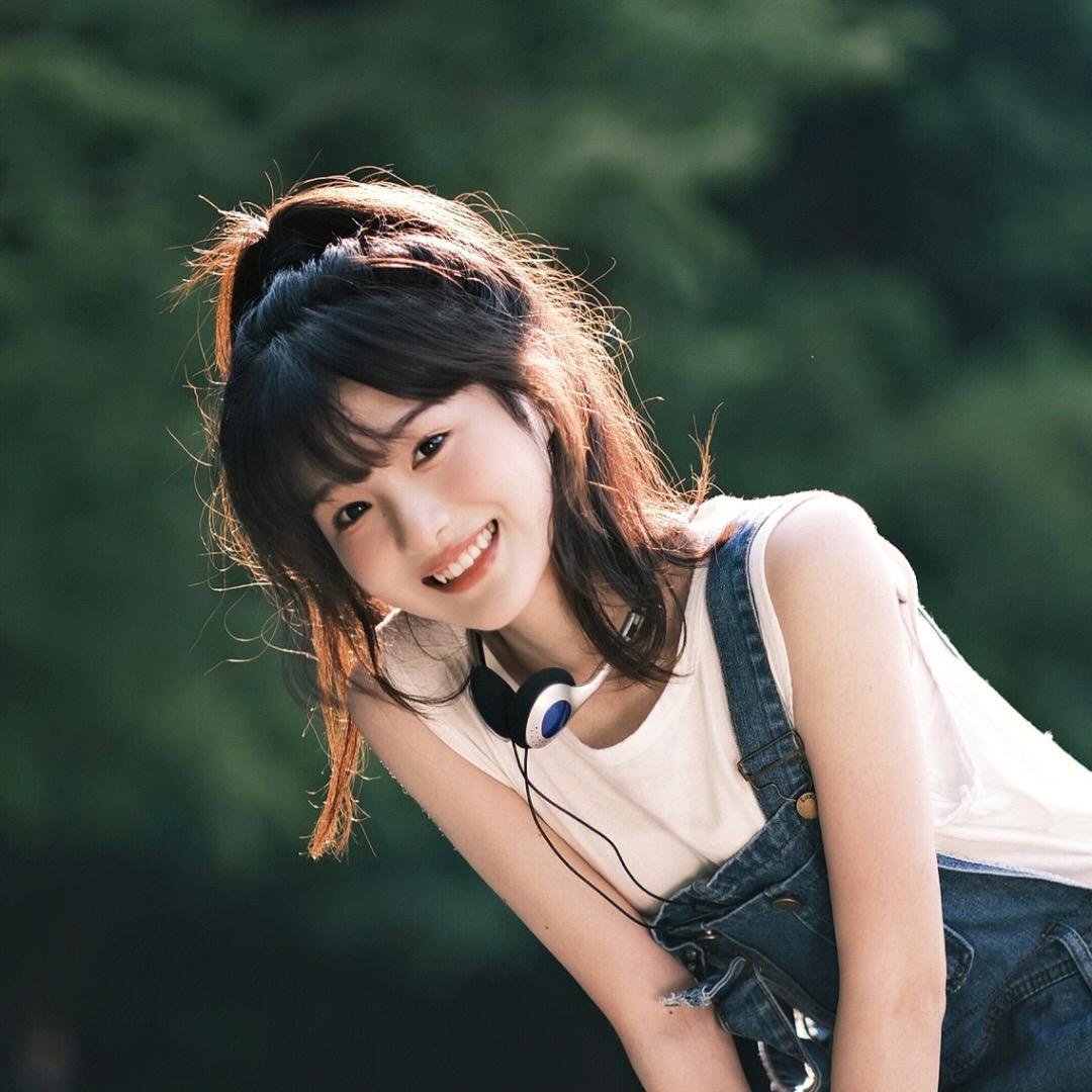 骑着小猪看大象