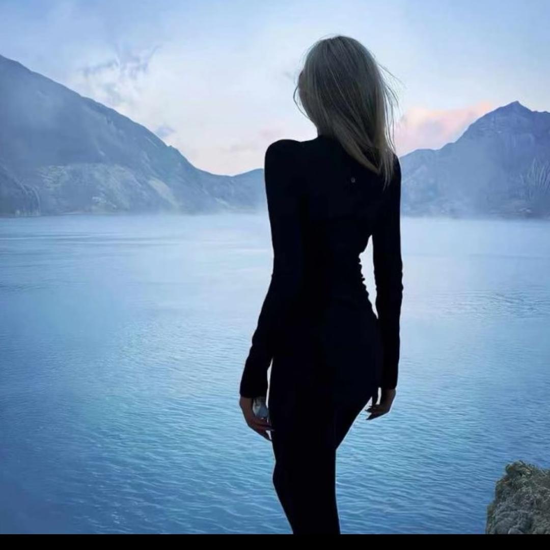 一只忧郁的黄鼠狼