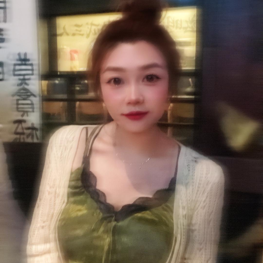 来碗姐姐💋.
