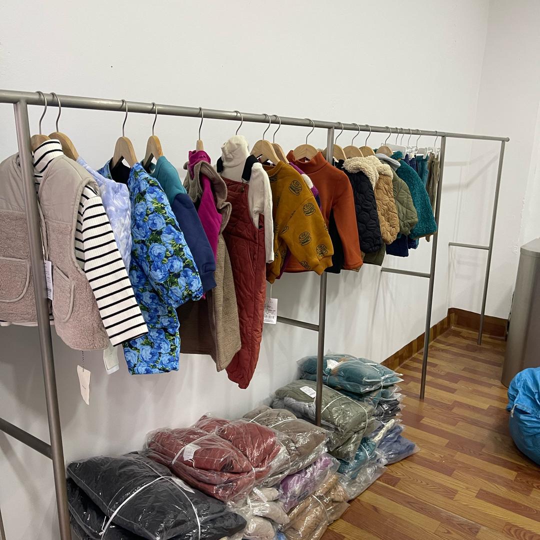 莹乐时尚童装小铺