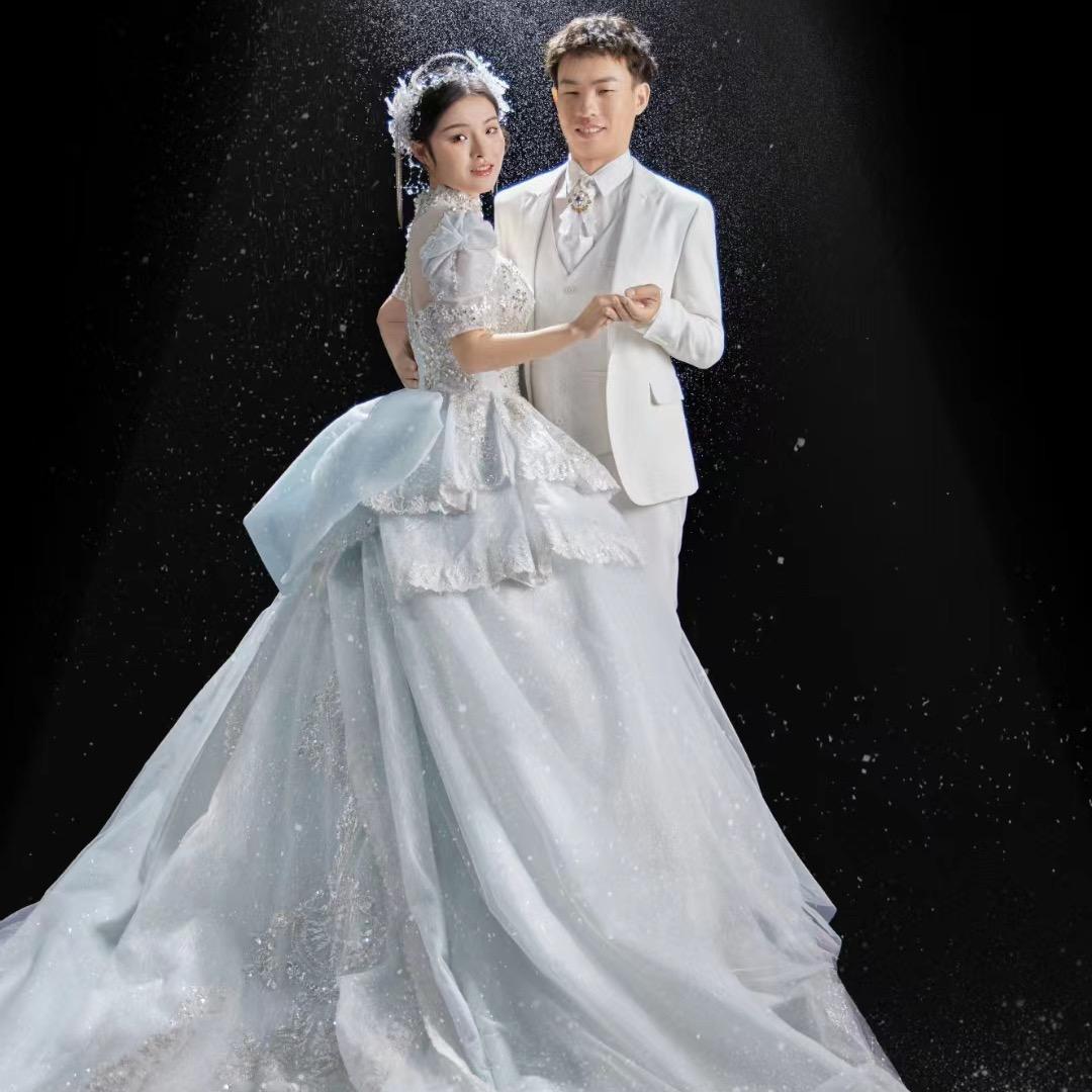 花花世界，誰许誰一世謓伈