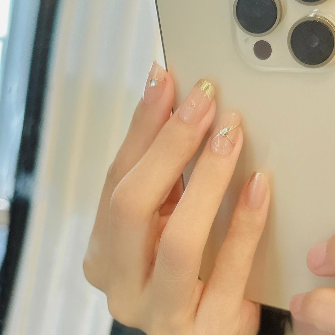 一个人做穿戴甲跨境