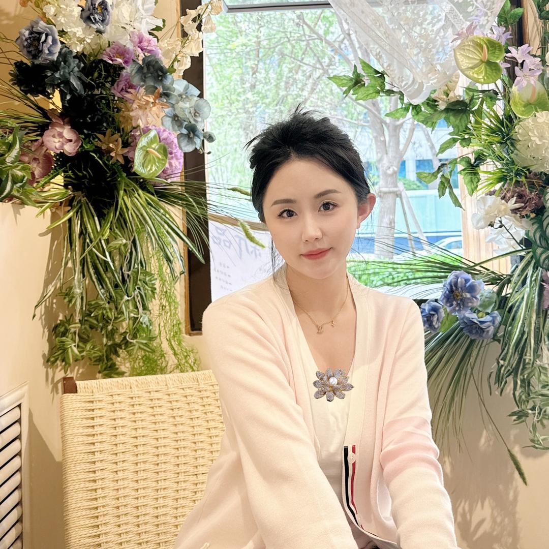 杨沫沫