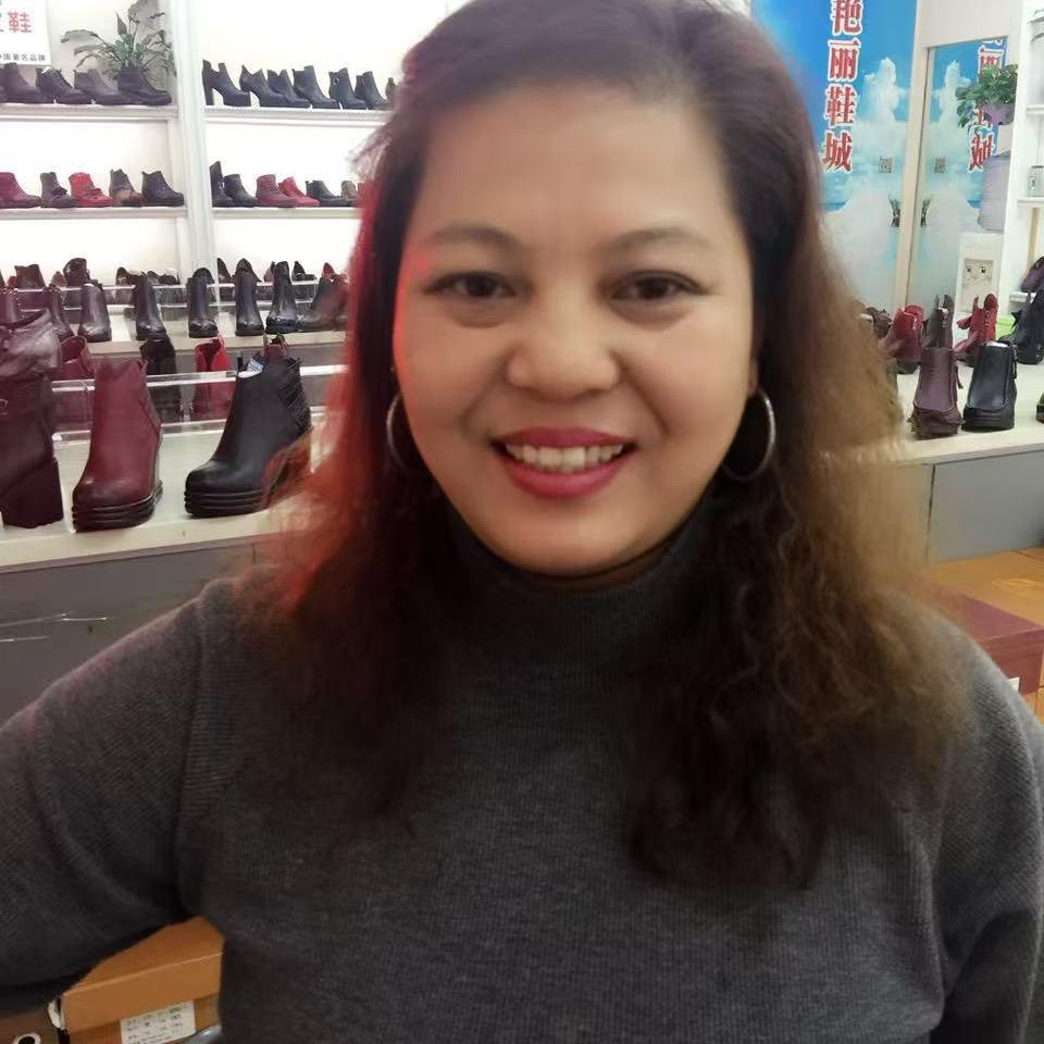 白沟艳丽鞋城（服饰广场一楼）