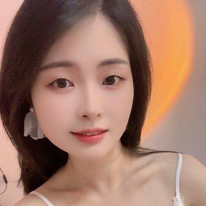 小晴晴🧚‍♂️