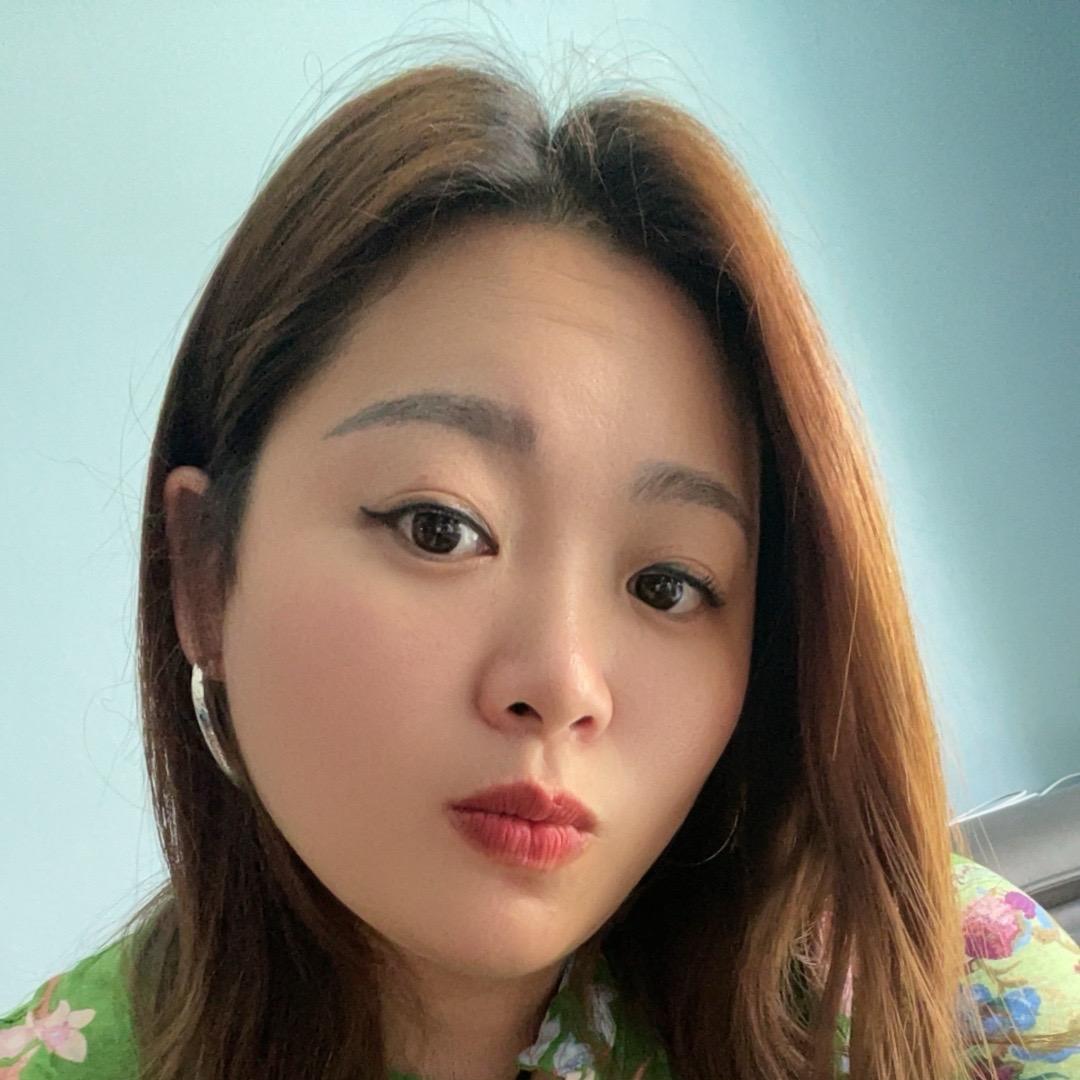 苗家幺妹。