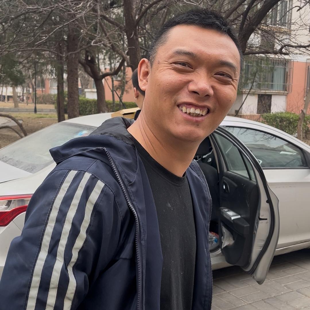 大巍修窗户