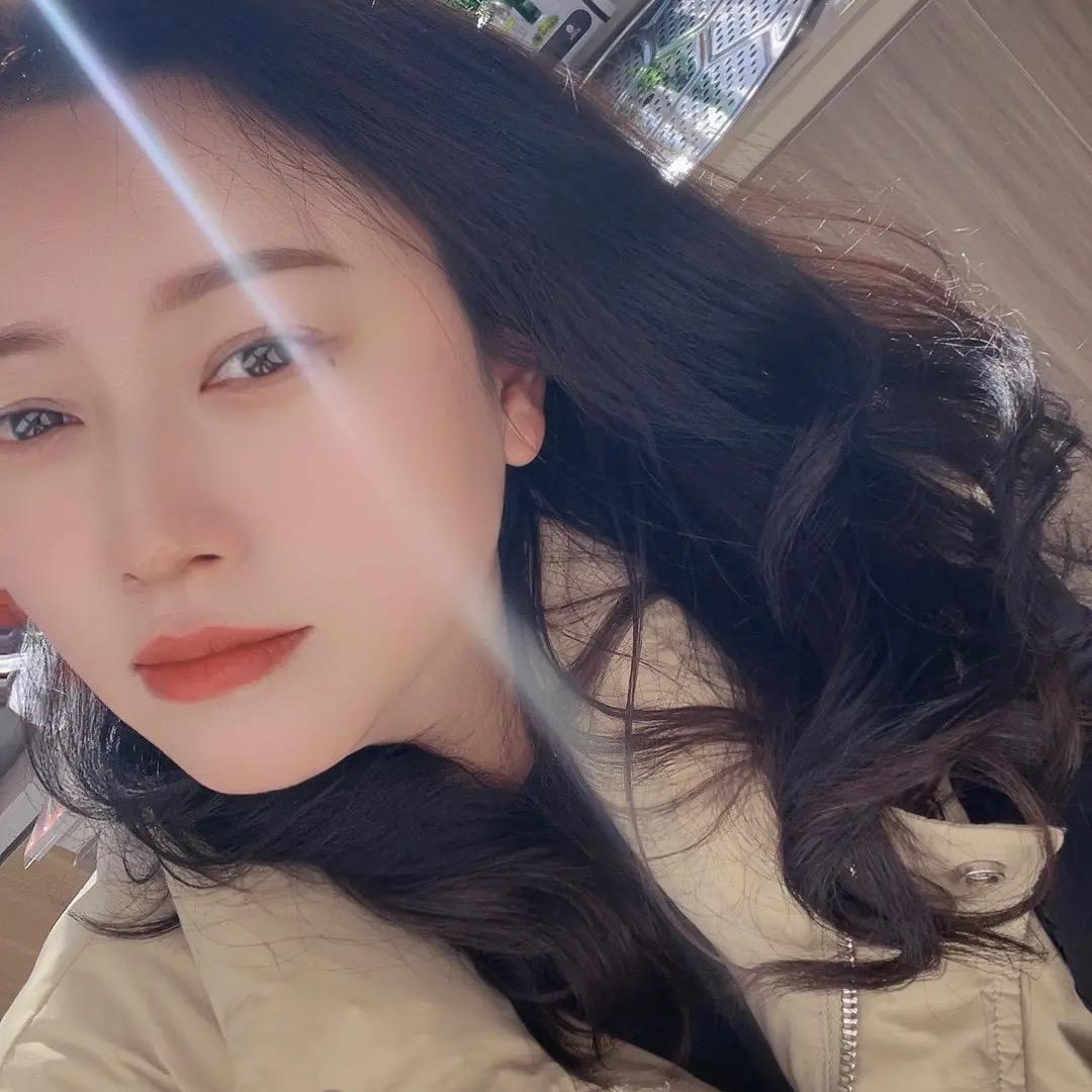 王百万🎀