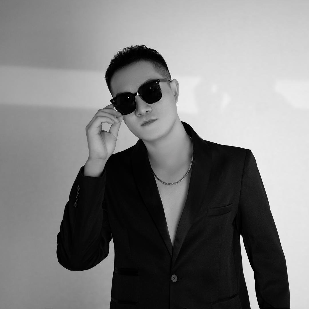 小庆哥《演员》