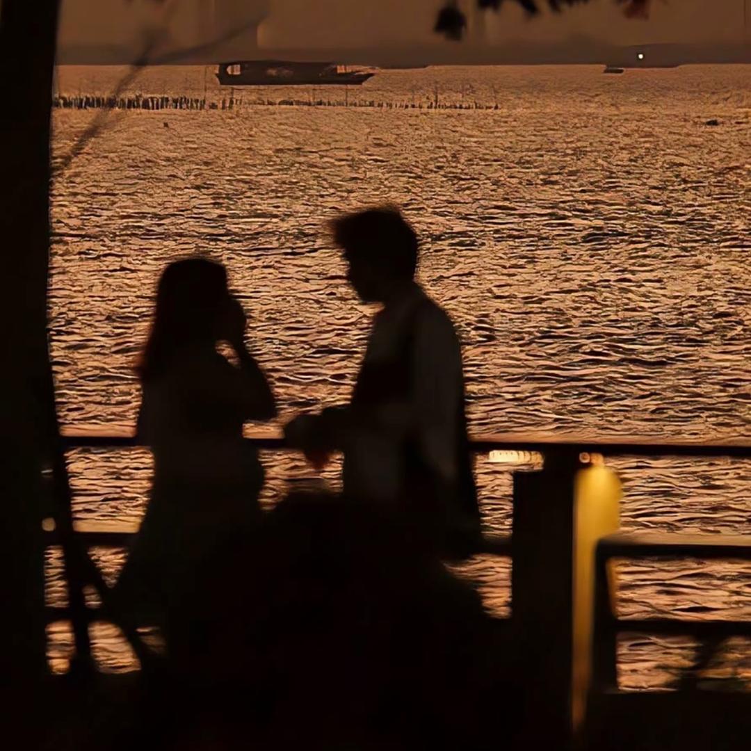 小海爱看剧