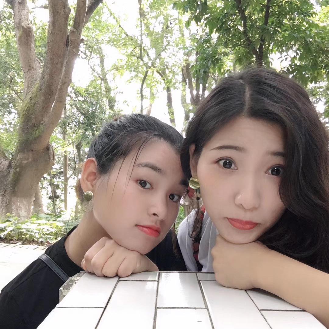 小晚晚女装店