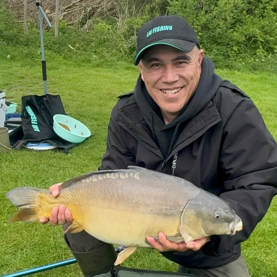 巴黎军哥🎣钓鱼