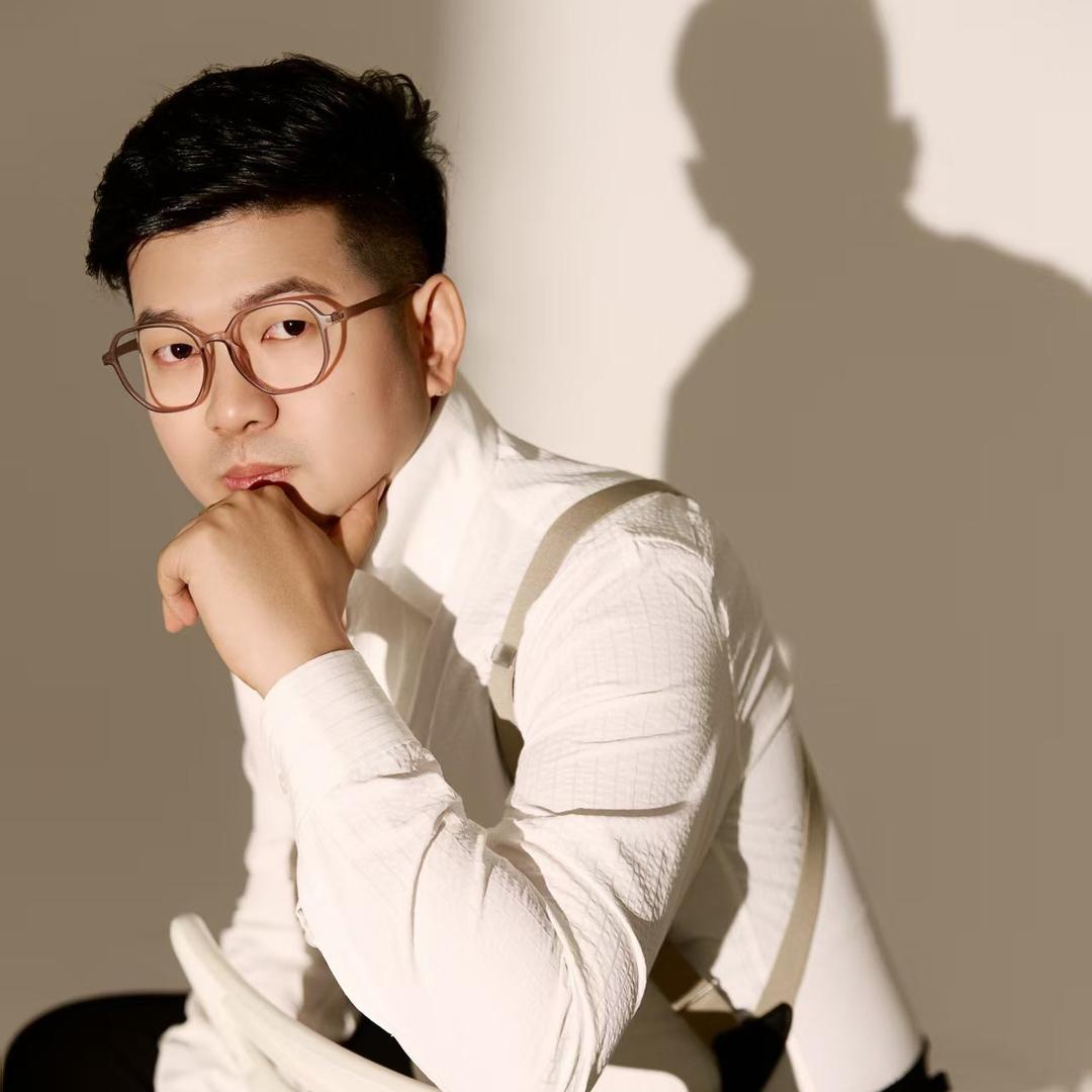 小弟鹏贺🎤