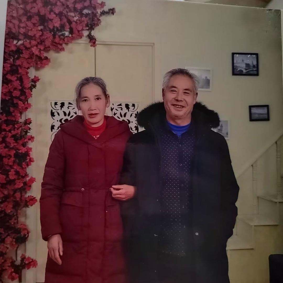 邹七七