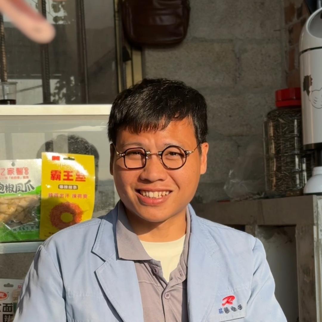 七叔⁷⁷⁷（陆川爆炒铁锅）